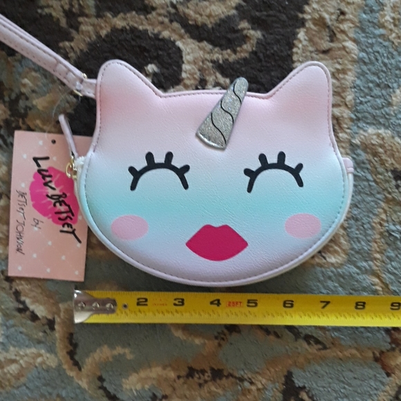 6x*Host Pick* Betsey Johnson cute wristlet - Picture 8 of 8
